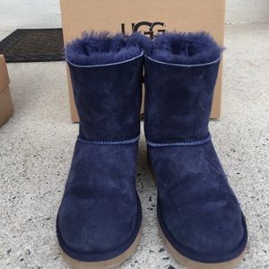 Size 2 Navy Blue Uggs Boots